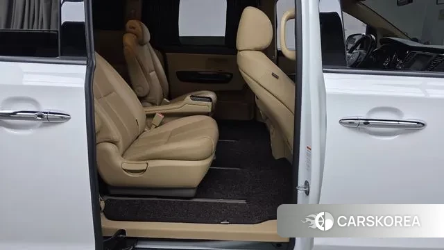 Kia The New Carnival 2018 Белый из Кореи, фото 3