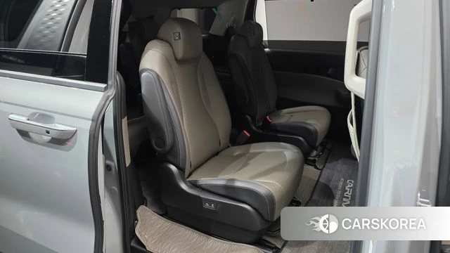 Kia The New Carnival 4th Generation 2024 Серебристо-серый из Кореи, фото 3