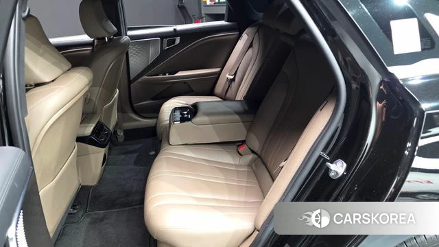Kia K8 Hybrid 2023 Черный из Кореи, фото 3