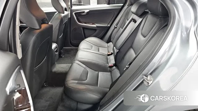 Volvo S60 2018 Серый из Кореи, фото 3