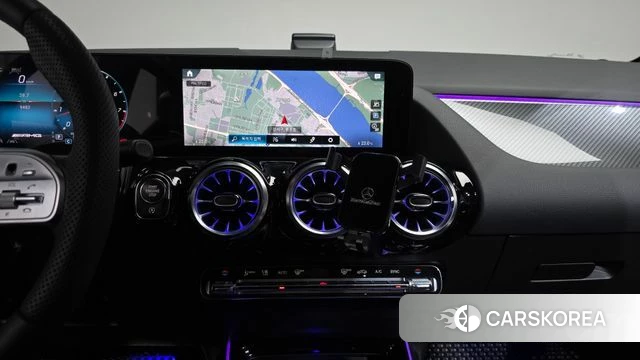 Mercedes-Benz GLA - Class H247 2023 Белый из Кореи, фото 3