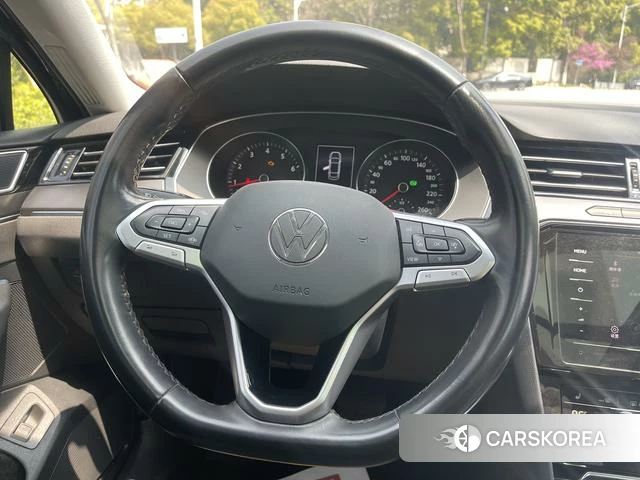 Volkswagen Magotan 2022 Черный из Китая, фото 3