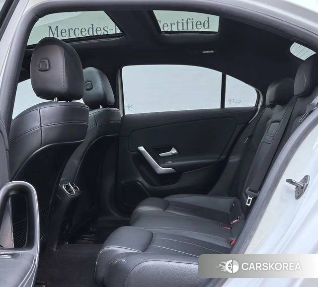 Mercedes-Benz Class A 2021 Белый из Китая, фото 3