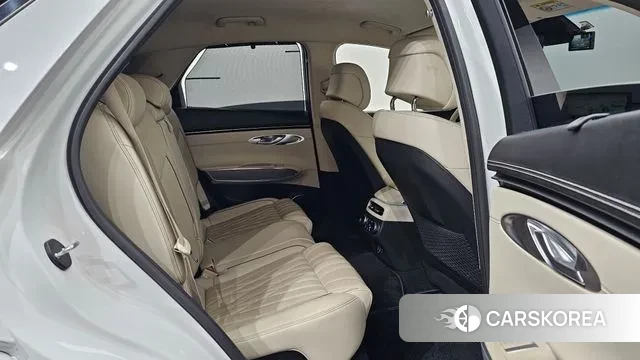 Genesis GV70 2022 Белый из Кореи, фото 3