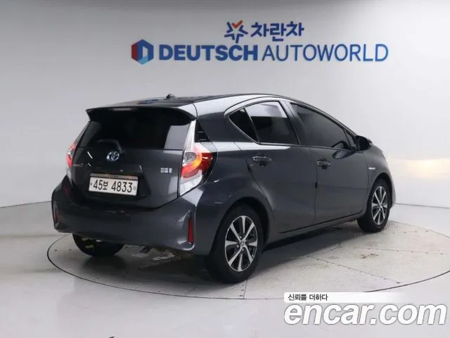 Toyota Prius C id 2657286 из Кореи 3