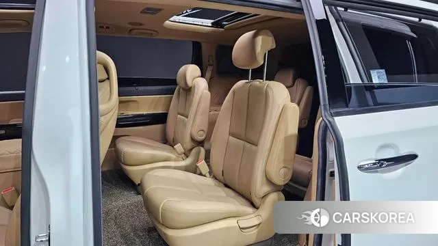 Kia The New Carnival 2018 Белый из Кореи, фото 3