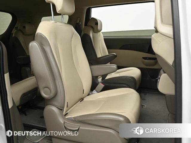 Kia The New Carnival 2020 Белый из Кореи, фото 3
