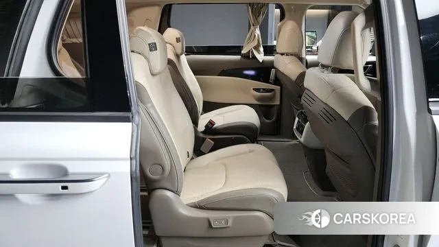 Kia Carnival 4th generation 2023 Белый из Кореи, фото 3