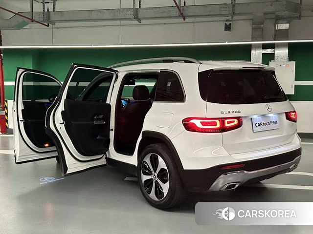 Mercedes-Benz GLB 2022 Белый из Китая, фото 3