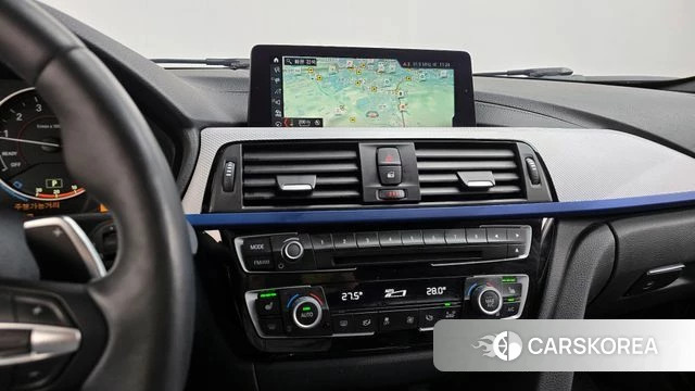 BMW 3 Series (F30) 2018 Белый из Кореи, фото 3