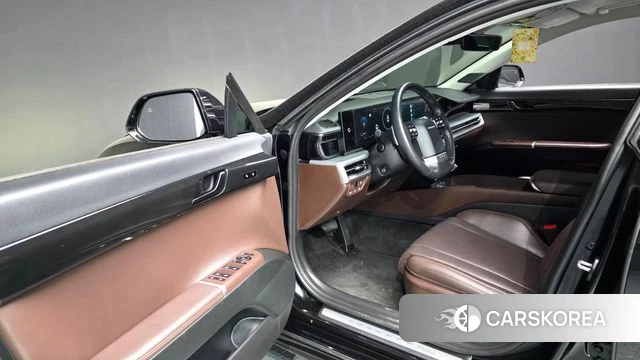 Hyundai Grandeur Hybrid (GN7) 2023 Черный из Кореи, фото 3