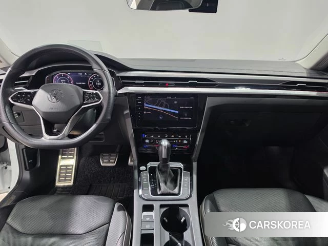 Volkswagen Arteon 2023 Белый из Кореи, фото 3