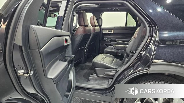 Ford Explorer 6th Generation 2022 Черный из Кореи, фото 3
