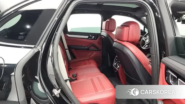 Porsche Cayenne (PO536) 2023 Черный из Кореи, фото 3