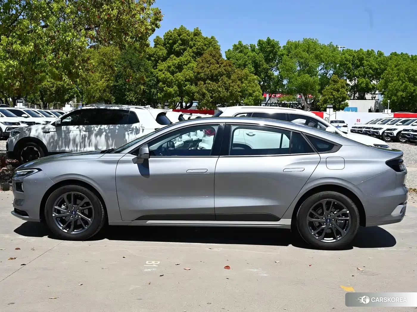 Ford Mondeo 2025 Silver/gray из Китая, фото 3