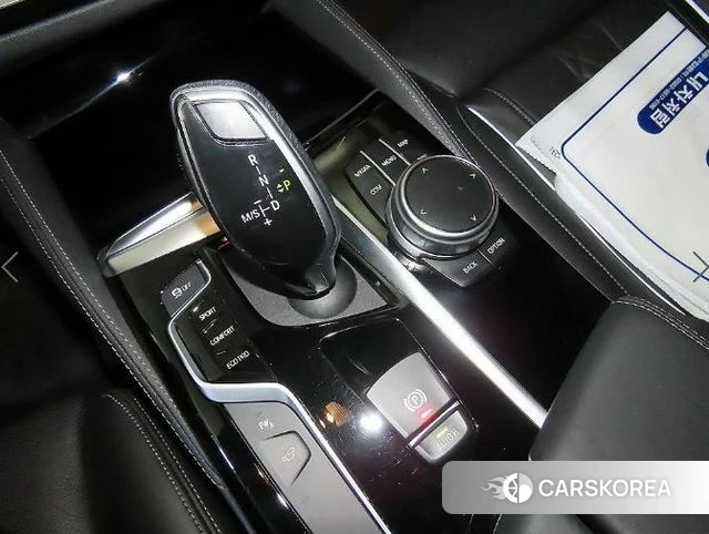 BMW 5 Series (G30) 2020 Белый из Кореи, фото 3