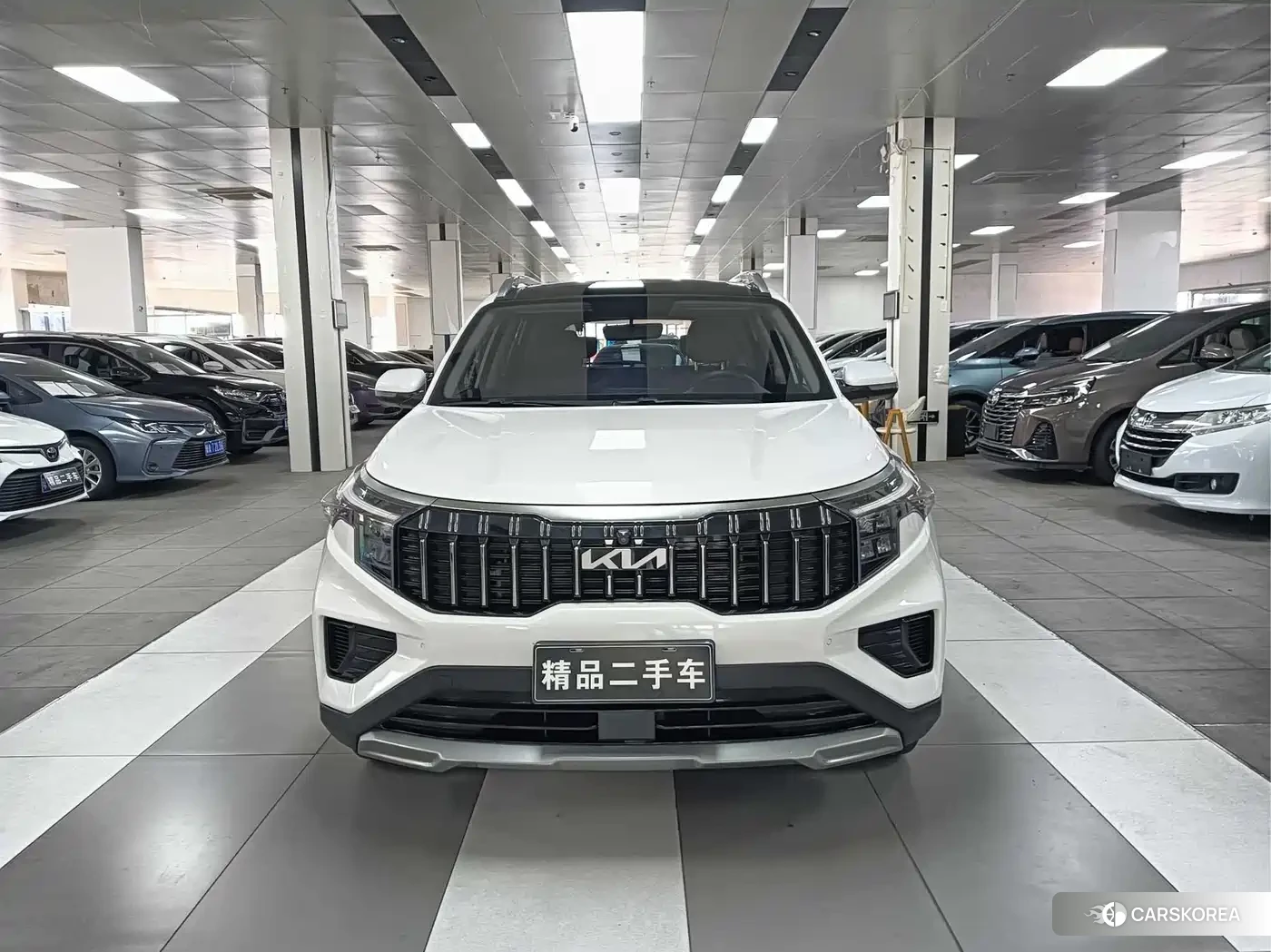 Kia Sportage 2023 Белый из Китая, фото 3