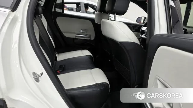 Mercedes-Benz GLA - Class H247 2020 Белый из Кореи, фото 3