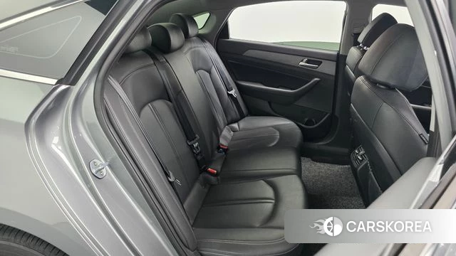 Hyundai Sonata New Rise 2018 Серебристо-серый из Кореи, фото 3