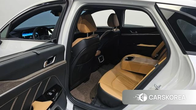 Kia K5 3rd generation 2022 Белый из Кореи, фото 3