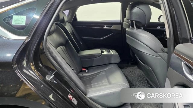 Genesis G80 2018 Черный из Кореи, фото 3