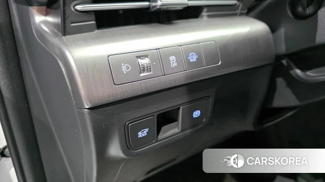 Hyundai Kona Hybrid (SX2) 2023 Белый из Кореи, фото 3