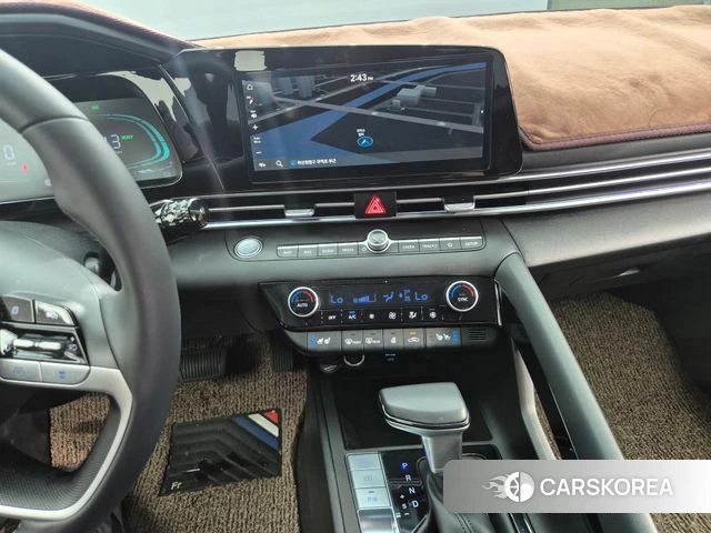 Hyundai The New Avante Hybrid (CN7) 2024 Белый из Кореи, фото 3