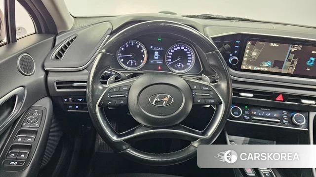 Hyundai Sonata (DN8) 2019 Серебристо-серый из Кореи, фото 3
