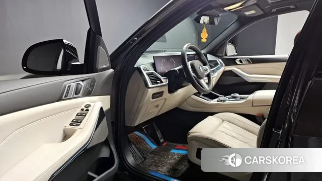 BMW X5 (G05) 2025 Песочный из Кореи, фото 3