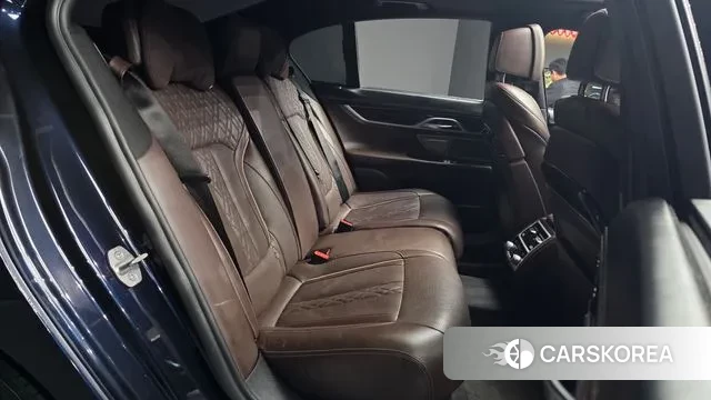 BMW 7 Series (G11) 2018 Черный из Кореи, фото 3