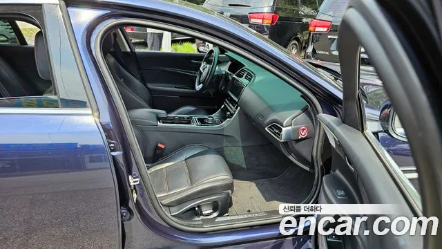 Jaguar XE 2019 Синий из Кореи, фото 3