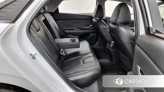 Hyundai Avante (CN7) 2022 Белый из Кореи, фото 3