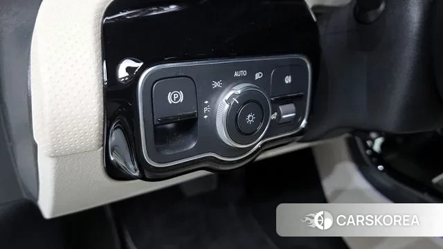 Mercedes-Benz A-Class W177 2020 Белый из Кореи, фото 3