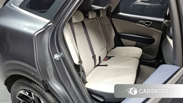 Kia Sportage 5th Generation 2023 Серый из Кореи, фото 3