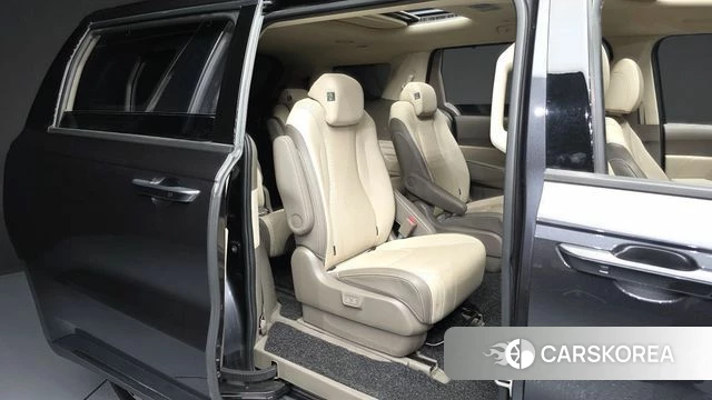 Kia Carnival 4th generation 2022 Серый из Кореи, фото 3