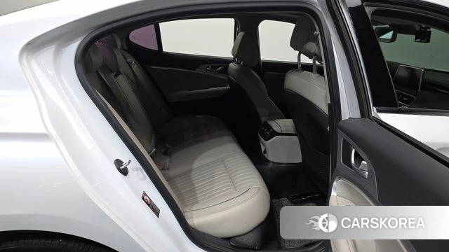 Genesis G70 2019 Белый из Кореи, фото 3