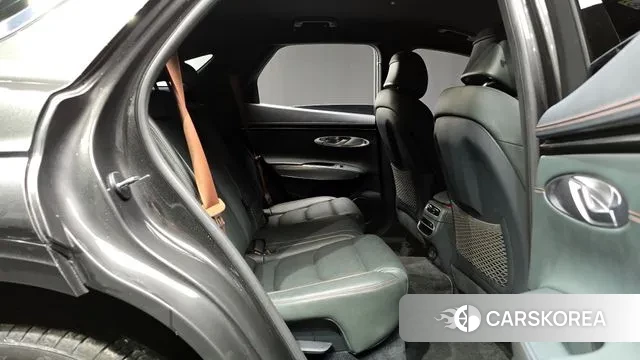 Genesis GV70 2024 Серый из Кореи, фото 3