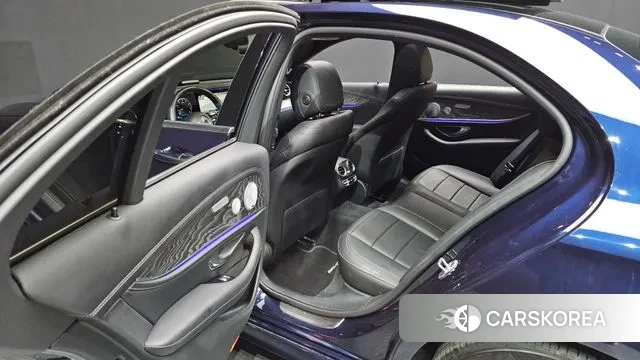 Mercedes-Benz E-Class W213 2020 Синий из Кореи, фото 3