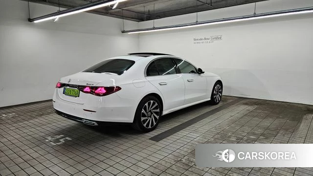 Mercedes-Benz E-Class W214 2024 Белый из Кореи, фото 3