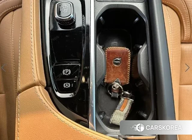 Volvo XC90 second Generation 2023 Песочный из Кореи, фото 3