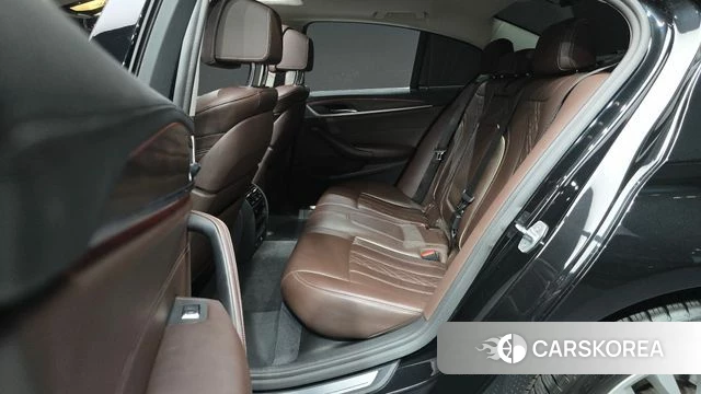 BMW 5 Series (G30) 2019 Черный из Кореи, фото 3