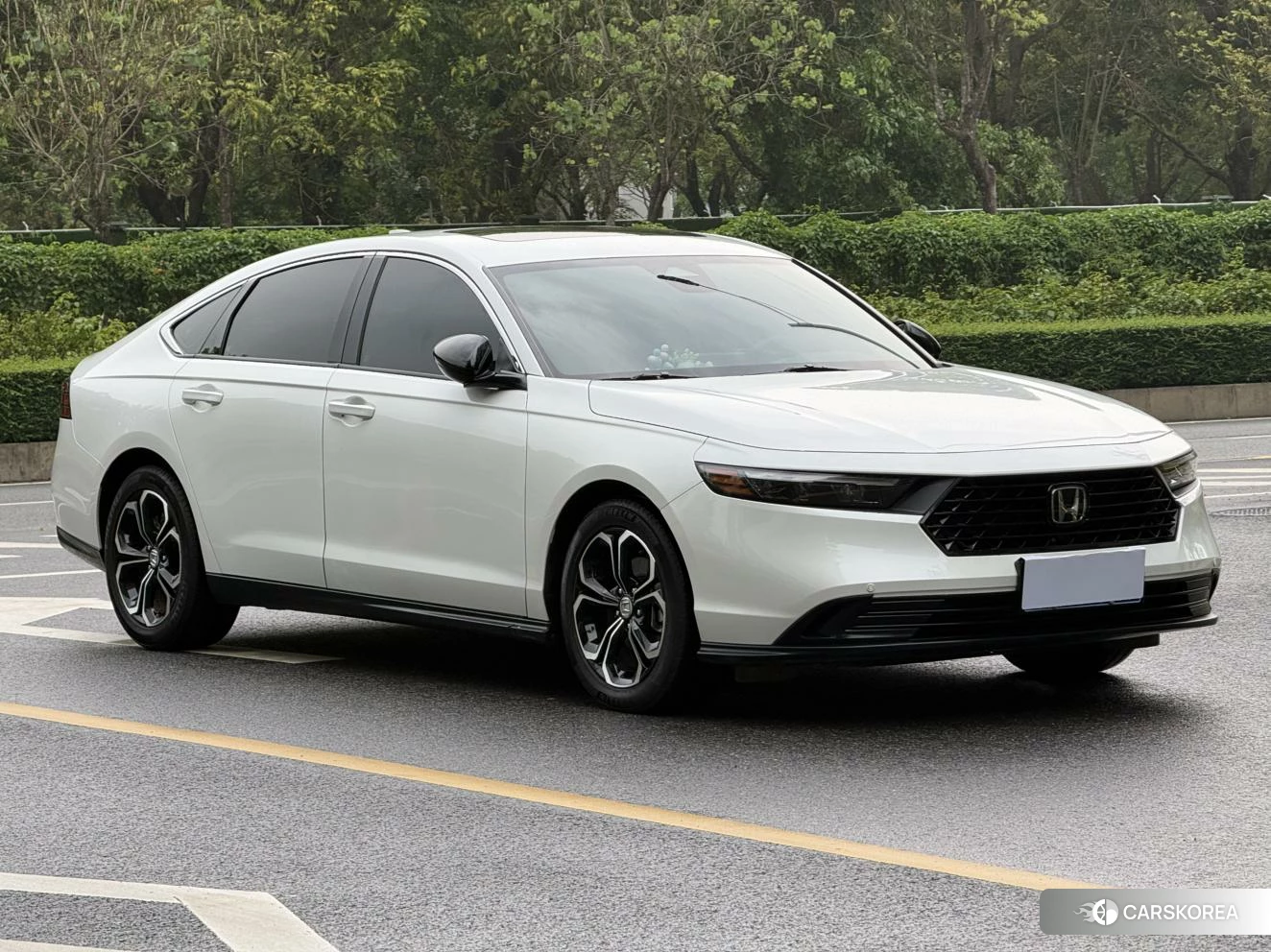 Honda Accord 2023 Белый из Китая, фото 3