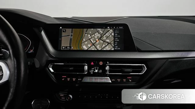 BMW 1 Series (F40) 2022 Фиолетовый из Кореи, фото 3