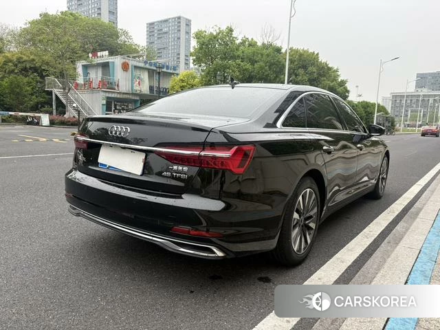Audi A6L 2023 Черный из Китая, фото 3