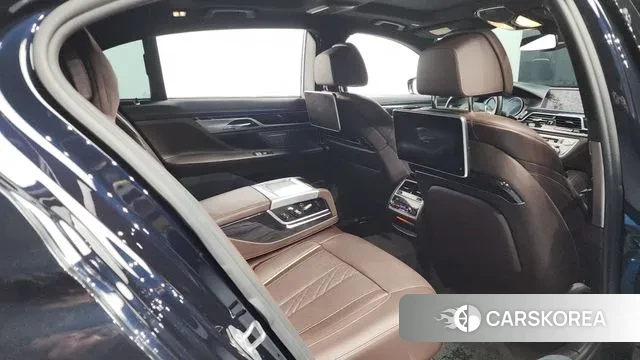 BMW 7 Series (G11) 2019 Черный из Кореи, фото 3