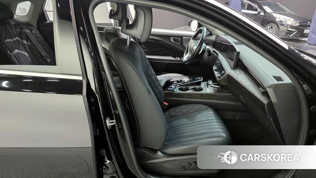 Kia K8 2023 Черный из Кореи, фото 3