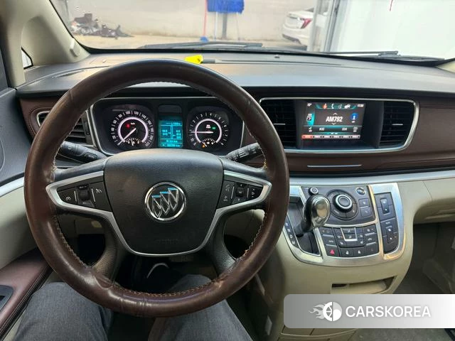 Buick GL8 2018 Коричневый из Китая, фото 3