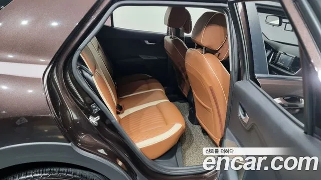 Kia Stonic 2018 Коричневый из Кореи, фото 3