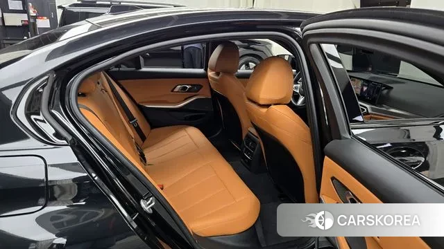 BMW 3 Series (G20) 2024 Черный из Кореи, фото 3