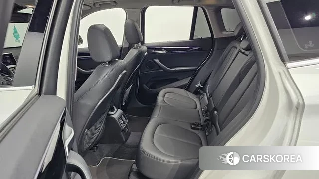 BMW X1 (F48) 2022 Белый из Кореи, фото 3